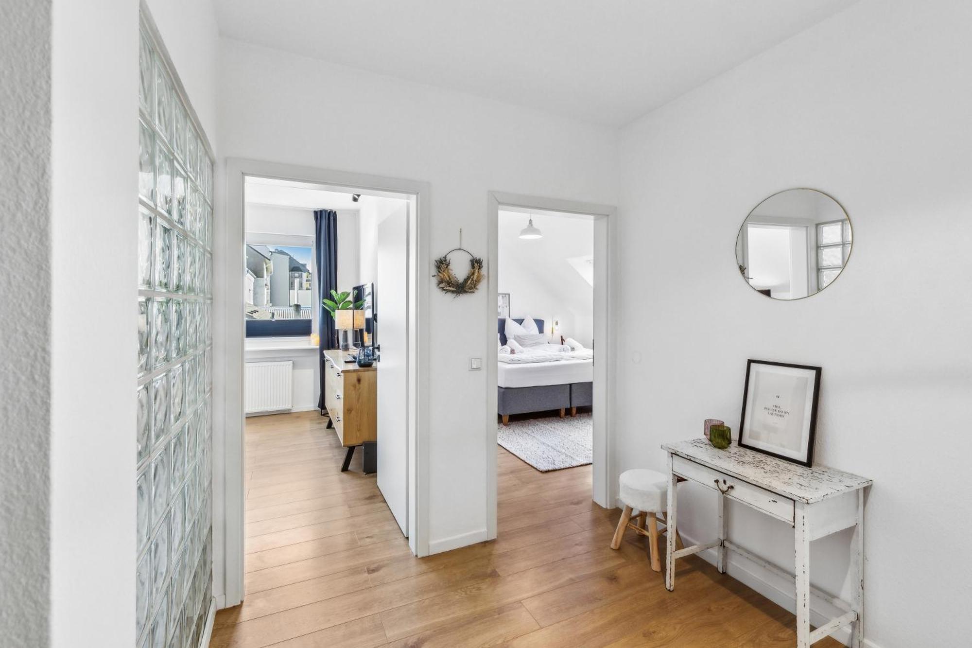 Citychalet- 73M2-Boxspringbett-Neu Renoviert-Kueche-Sehr Ruhig Bochum Dış mekan fotoğraf
