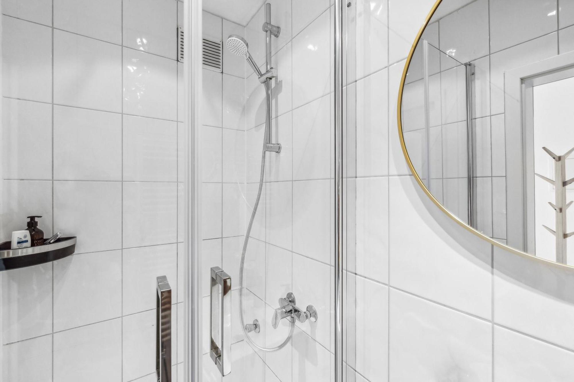 Citychalet- 73M2-Boxspringbett-Neu Renoviert-Kueche-Sehr Ruhig Bochum Dış mekan fotoğraf
