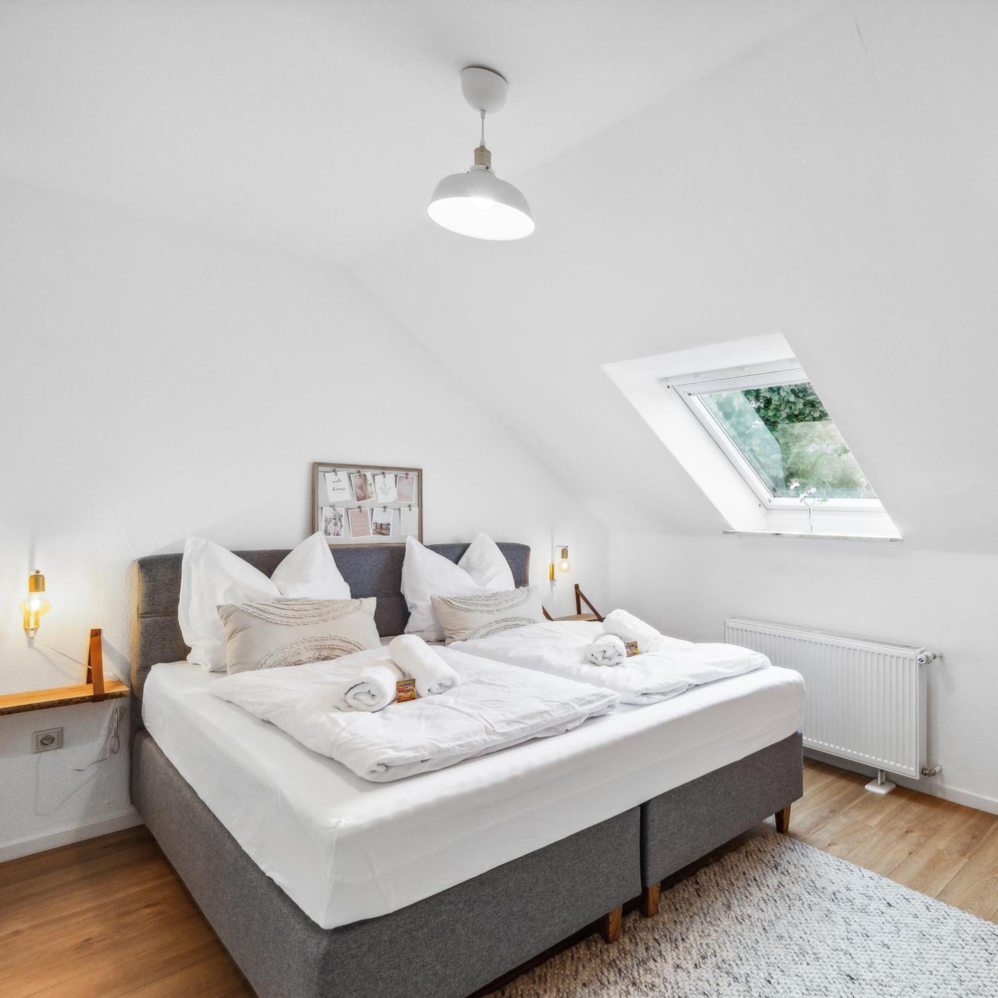 Citychalet- 73M2-Boxspringbett-Neu Renoviert-Kueche-Sehr Ruhig Bochum Dış mekan fotoğraf